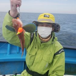 丸万釣船 釣果
