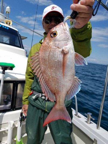 遊漁船　ニライカナイ 釣果