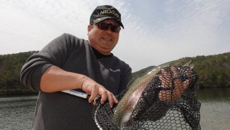 フィッシングレイクたかみや 釣果