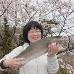 フィッシングレイクたかみや 釣果