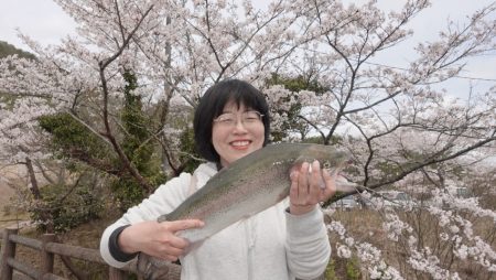 フィッシングレイクたかみや 釣果