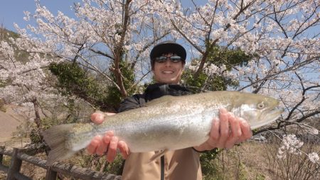 フィッシングレイクたかみや 釣果