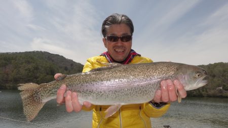 フィッシングレイクたかみや 釣果