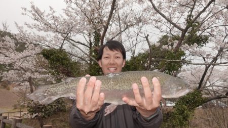 フィッシングレイクたかみや 釣果
