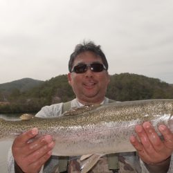 フィッシングレイクたかみや 釣果