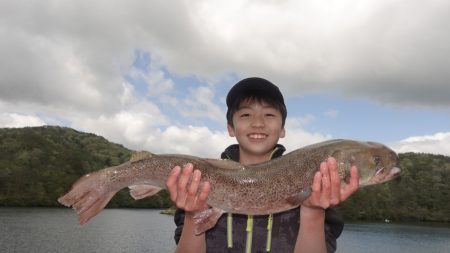 フィッシングレイクたかみや 釣果