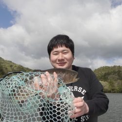フィッシングレイクたかみや 釣果