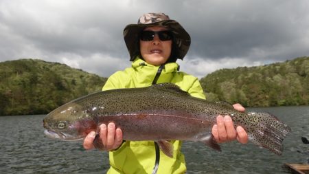 フィッシングレイクたかみや 釣果