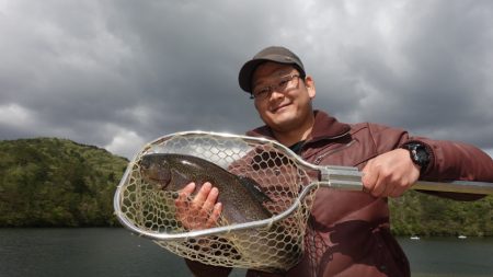 フィッシングレイクたかみや 釣果