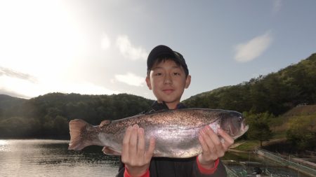 フィッシングレイクたかみや 釣果