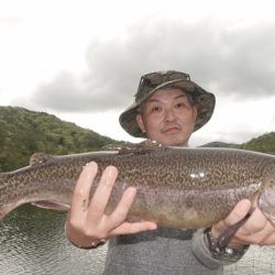 フィッシングレイクたかみや 釣果