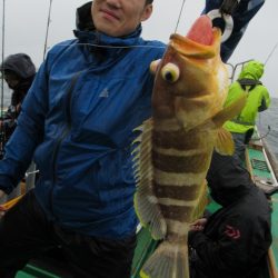 真祐丸 (しんゆうまる) 釣果