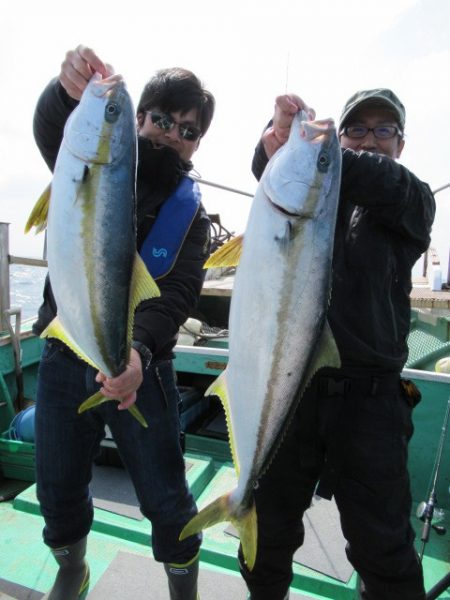 真祐丸 (しんゆうまる) 釣果