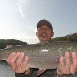 フィッシングレイクたかみや 釣果