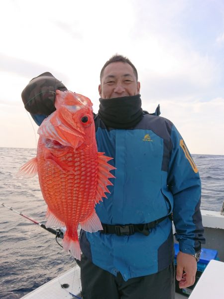 エンペラー 釣果