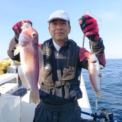 エンペラー 釣果