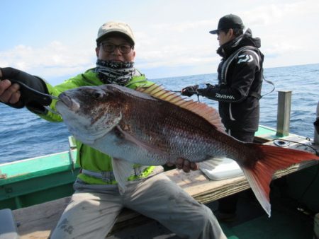 真祐丸 (しんゆうまる) 釣果