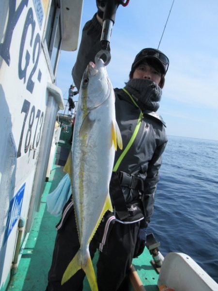 真祐丸 (しんゆうまる) 釣果