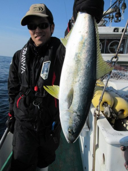 真祐丸 (しんゆうまる) 釣果