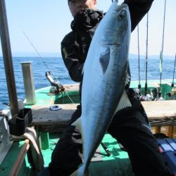 真祐丸 （しんゆうまる） 釣果