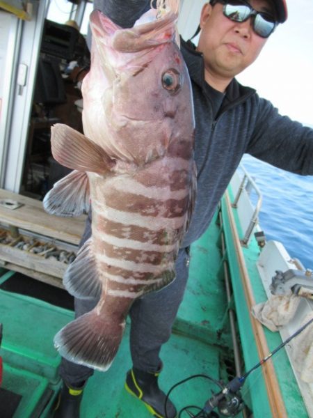 真祐丸 (しんゆうまる) 釣果