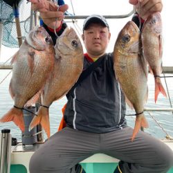 さんさん丸 釣果
