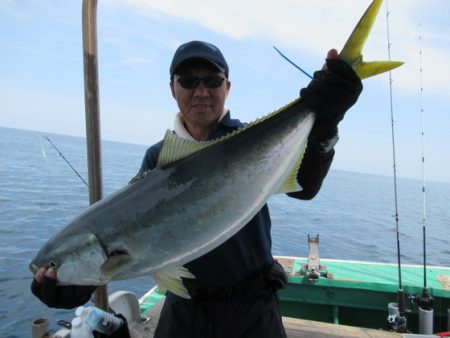真祐丸 (しんゆうまる) 釣果