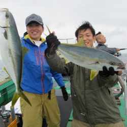 真祐丸 (しんゆうまる) 釣果