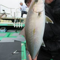 真祐丸 (しんゆうまる) 釣果