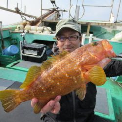 真祐丸 (しんゆうまる) 釣果