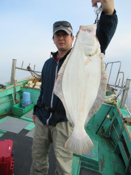 真祐丸 (しんゆうまる) 釣果