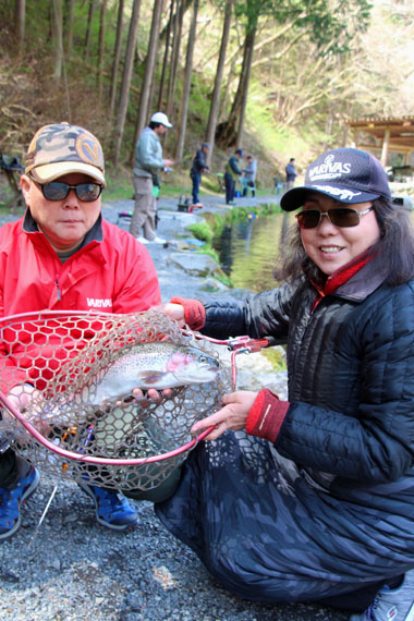 小菅トラウトガーデン 釣果