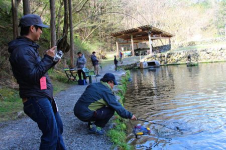 小菅トラウトガーデン 釣果
