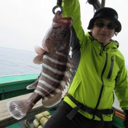 真祐丸 (しんゆうまる) 釣果