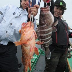 真祐丸 (しんゆうまる) 釣果