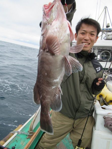 真祐丸 (しんゆうまる) 釣果