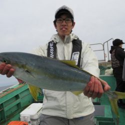 真祐丸 （しんゆうまる） 釣果