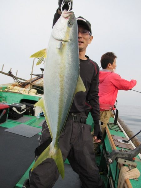 真祐丸 （しんゆうまる） 釣果