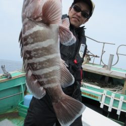 真祐丸 (しんゆうまる) 釣果