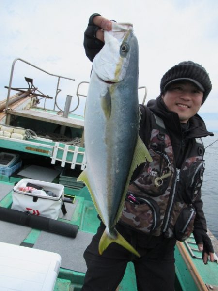 真祐丸 （しんゆうまる） 釣果