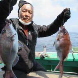 真祐丸 (しんゆうまる) 釣果