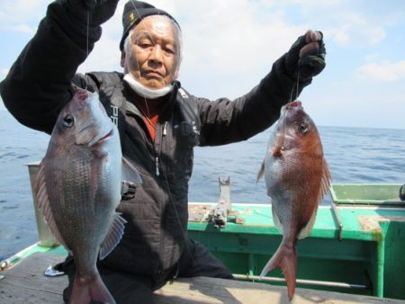 真祐丸 (しんゆうまる) 釣果