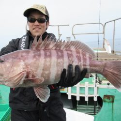 真祐丸 (しんゆうまる) 釣果