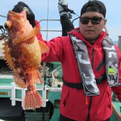 真祐丸 (しんゆうまる) 釣果