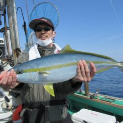 真祐丸 (しんゆうまる) 釣果