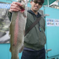 としまえんフィッシングエリア 釣果