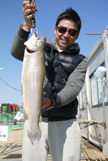 としまえんフィッシングエリア 釣果