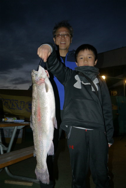 としまえんフィッシングエリア 釣果