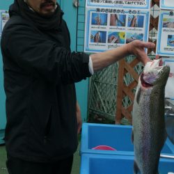 としまえんフィッシングエリア 釣果