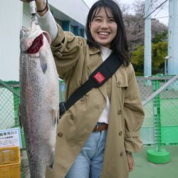 としまえんフィッシングエリア 釣果